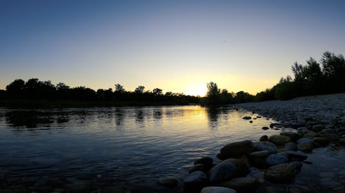 Video Of Lake During Dawn 