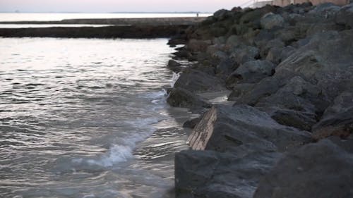 Video Of Sea Waves Crashing On Rocky Shore