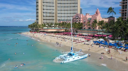 Beach Front Hotels In Honolulu Hawaii