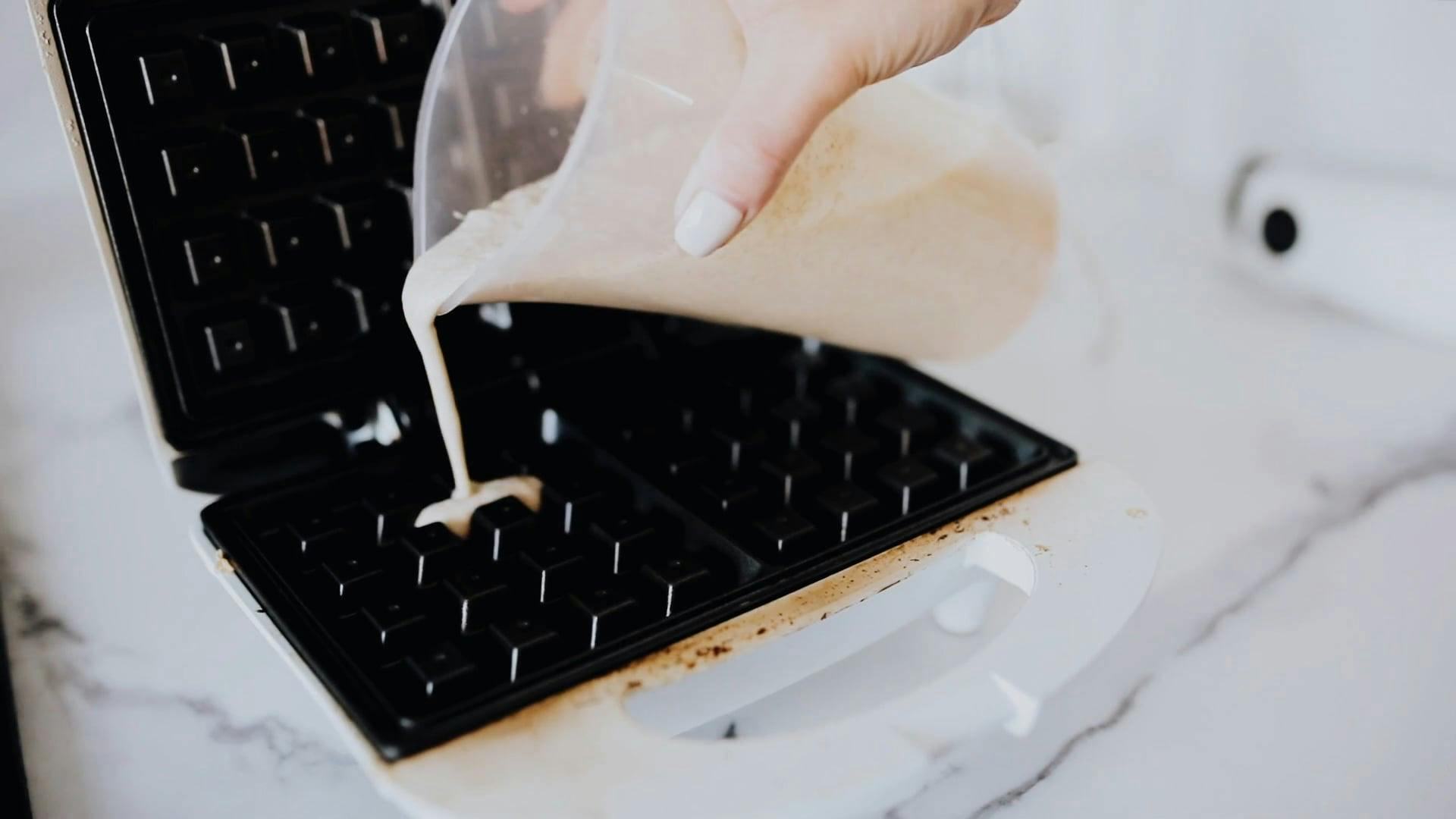 Ranking the Best Waffle Makers of the Year Kitchen Bash