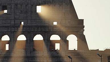 the colosseum during daytime
