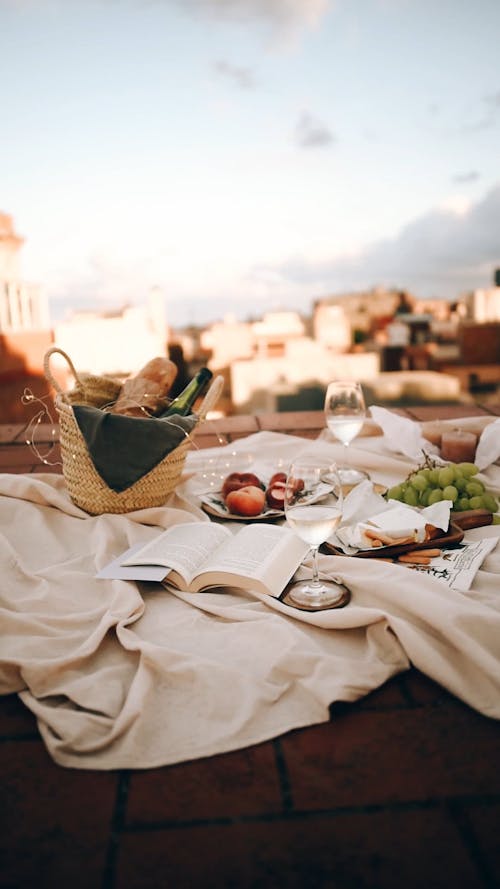 Picnic Set-up On The Roof