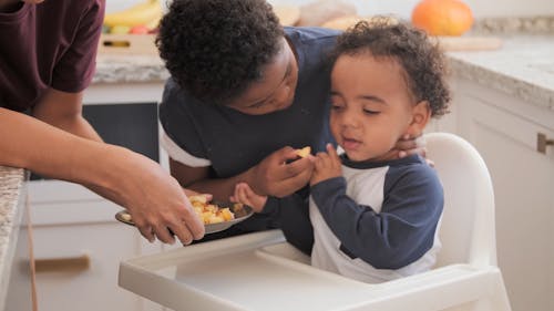 Toddler Refusing to Eat Fruits