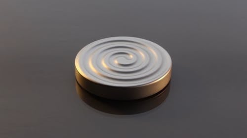 A Rotating Metal Spinner