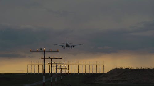 Video of an Airplane Landing