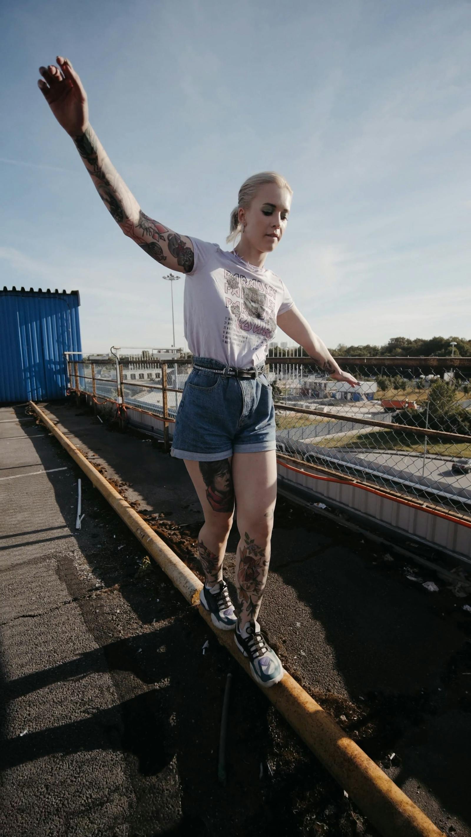 Shorts Videos, Download The BEST Free 4k Stock Video Footage & Shorts