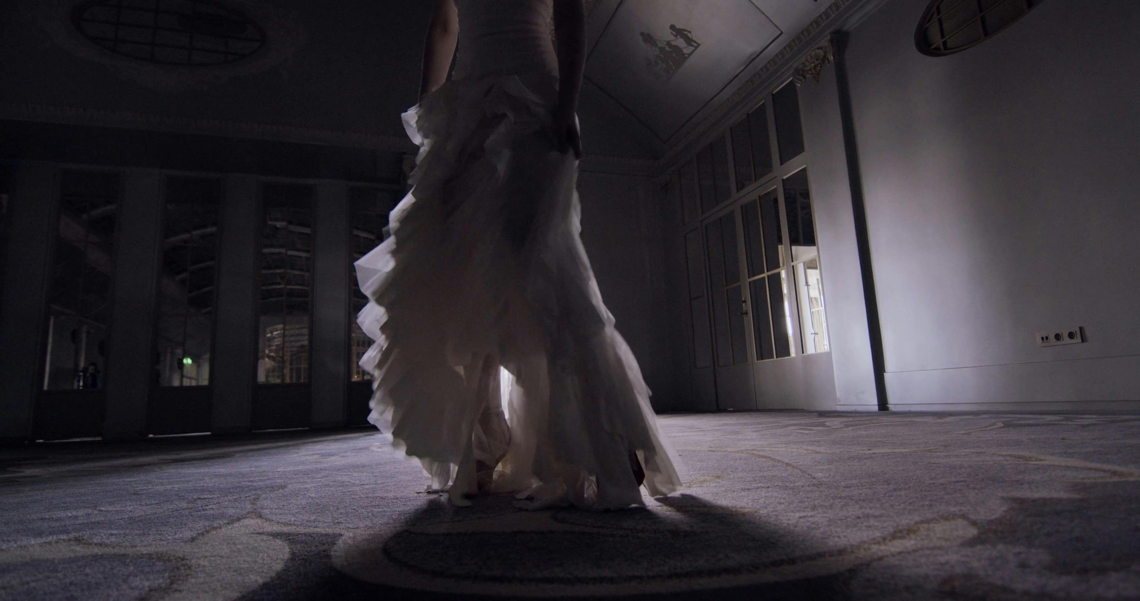 Royal bridal house's Instagram video: “BEAUTİFUL BRİDE😍. #reels #fyp # dresses #bride #bridal” | Gelinlik