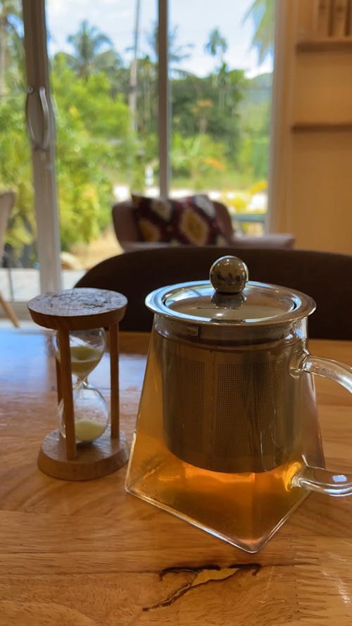Making Tea with an Infuser