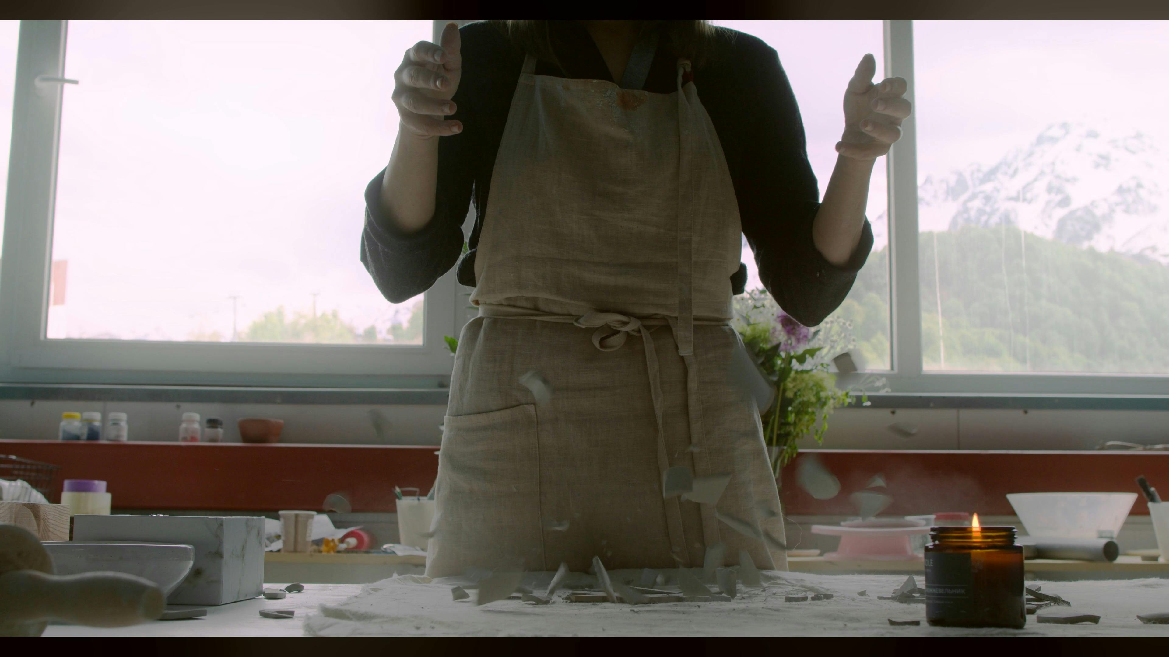 Breaking Plate Videos, Download The BEST Free 4k Stock Video Footage