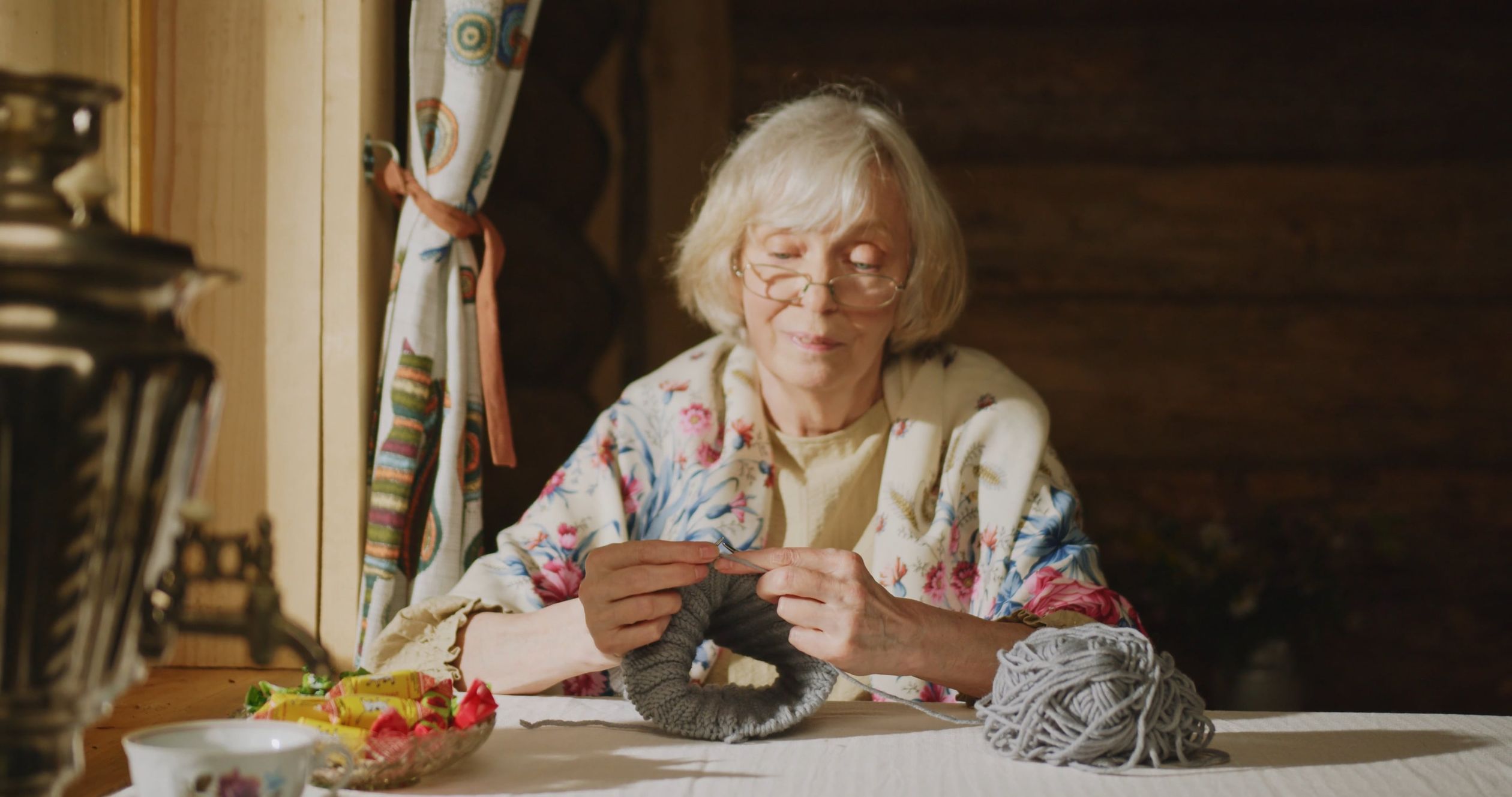 Woman Knitting While Sitting Free Stock Video Footage, Royalty-Free 4K ...