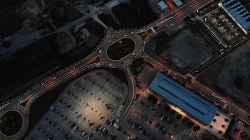 A Roundabout Road With Many Intersection
