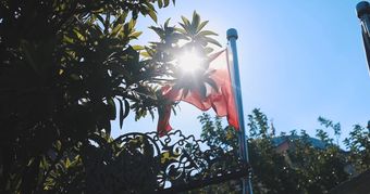 五星红旗飘扬视频素材