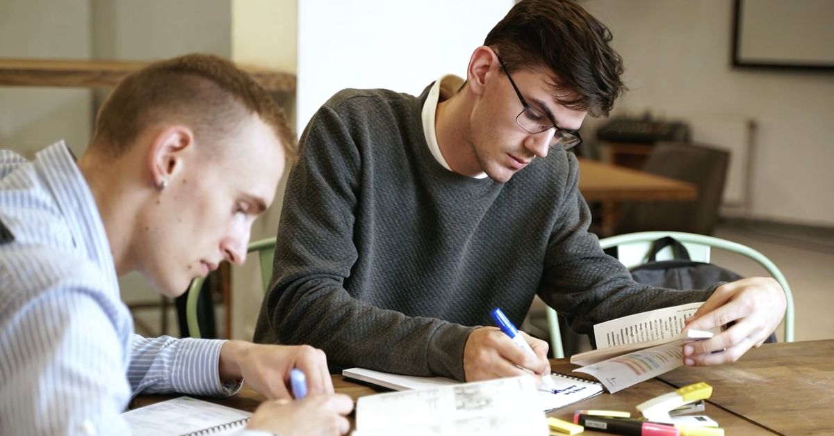 Men Notes Men Taking Notes Free Stock Video Footage, Royalty-Free 4K & HD Video Clip