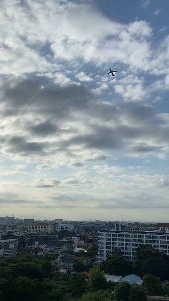 城市风景早上天空高清视频高清视频视频素材