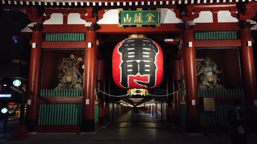 Giant Lantern at the Entrance to Sensoji Temple