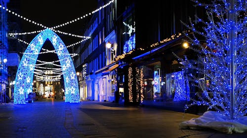 Video Of Christmas Light Decorations 