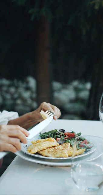 老人吃饭高清视频免费下载视频素材视频素材