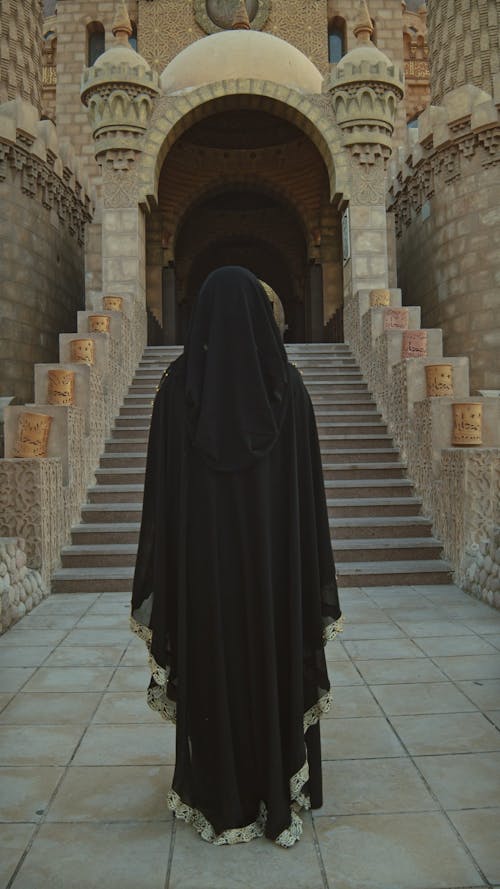 Islamic Woman 