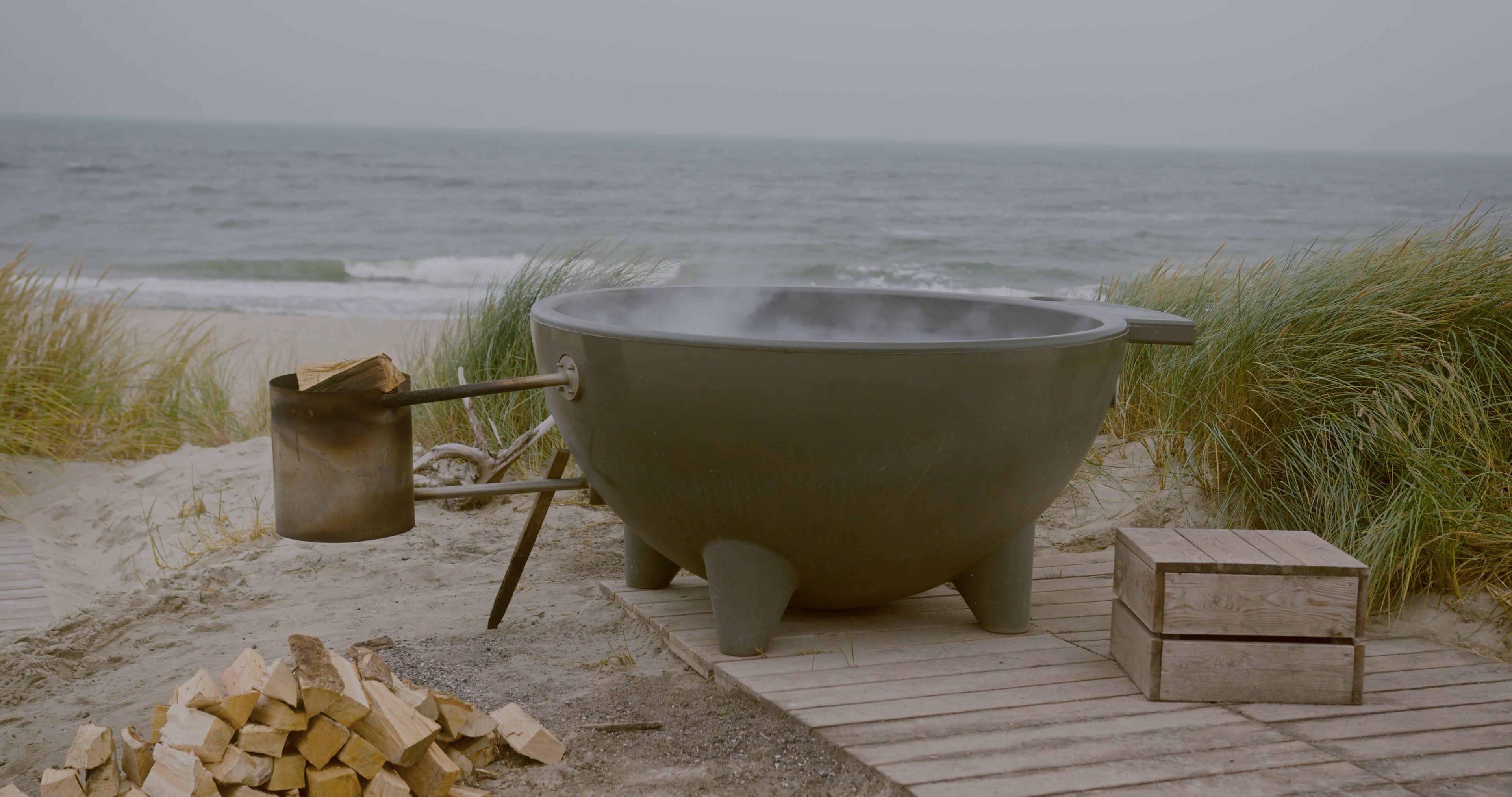 A Dutch Tub by the Beach Free Stock Video Footage, Royalty-Free 4K & HD ...
