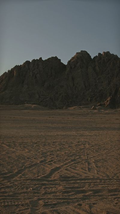Tima Miroshnichenko's fantasy landscape cinematic video