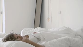 睡觉视频素材
