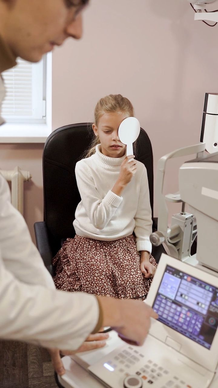 Video still: Sample story: clear vision after cataract surgery