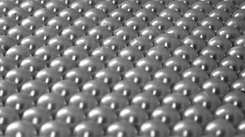 Light Reflection on Metal Balls