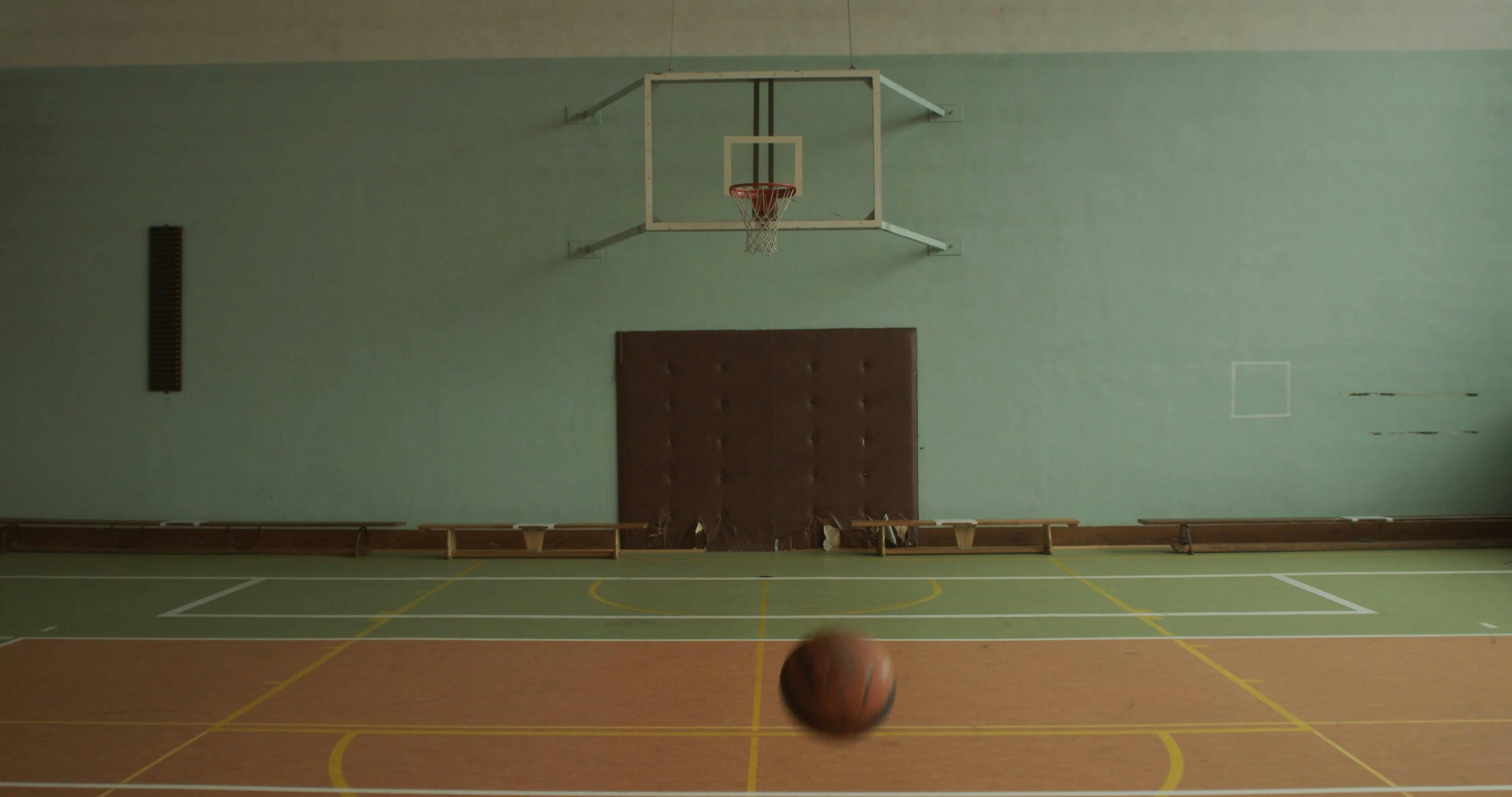 Balls Bouncing on a Basketball Court · Free Stock Video