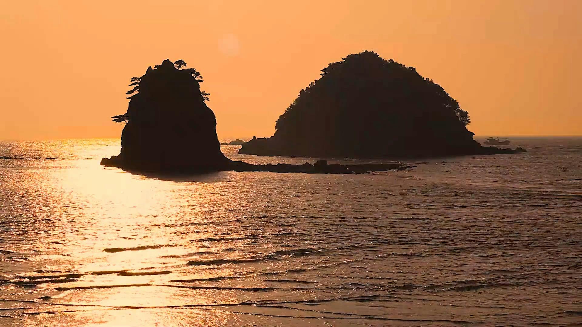 Calm Water Waves In Islands During Daytime Free Stock Video Footage ...