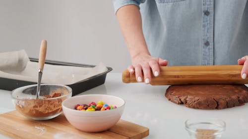 Pasta Spianatrice Con Mattarello In Legno