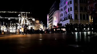 夜晚街道行人商业街视频素材高清视频视频素材