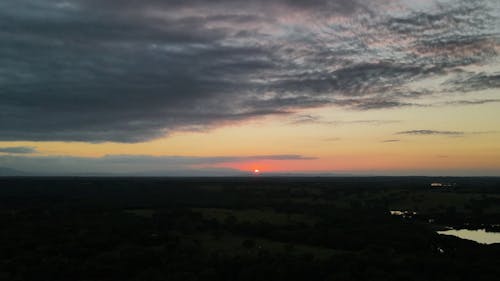 Time-Lapse Of Sunset In The Horizon