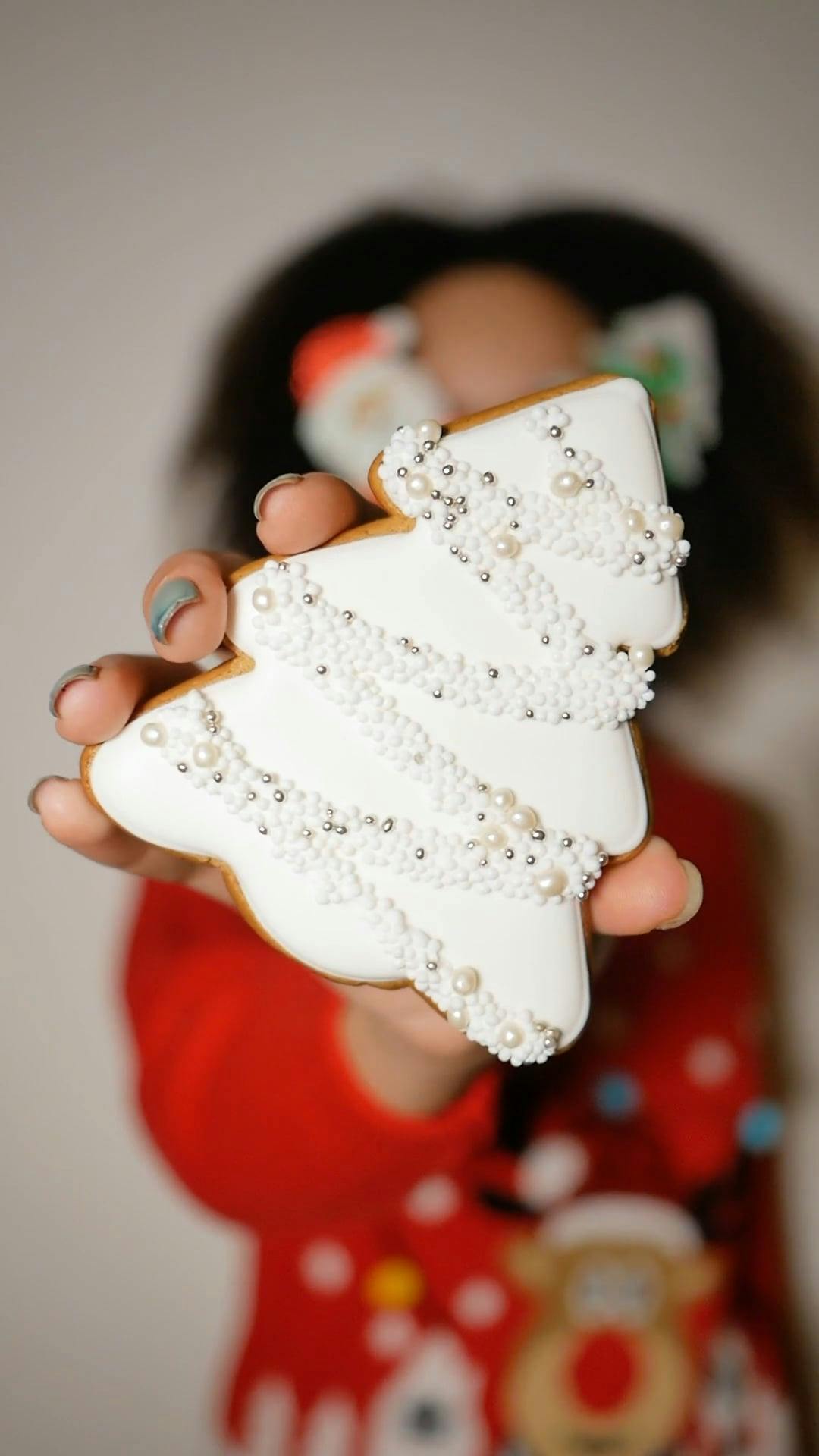 Readingwhile Having Cookie Videos, Download The BEST Free 4k Stock