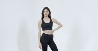 女主起身绕后视频素材视频素材视频素材