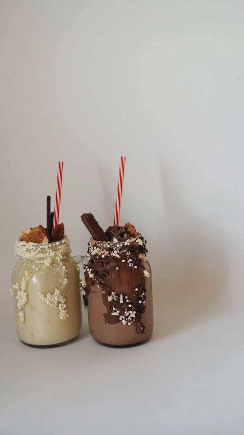 Delicious Drinks in Mason Jars