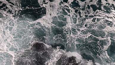 waves crashing