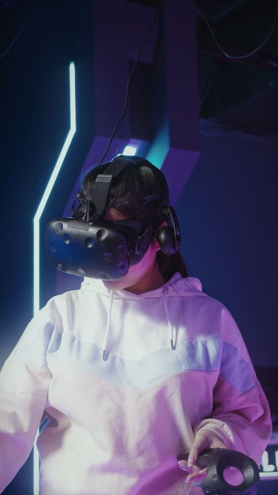 Tima Miroshnichenko's cyberpunk aesthetic video