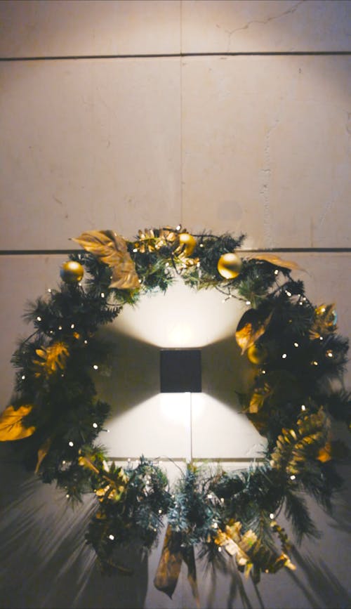 Glowing Lights on Wreath