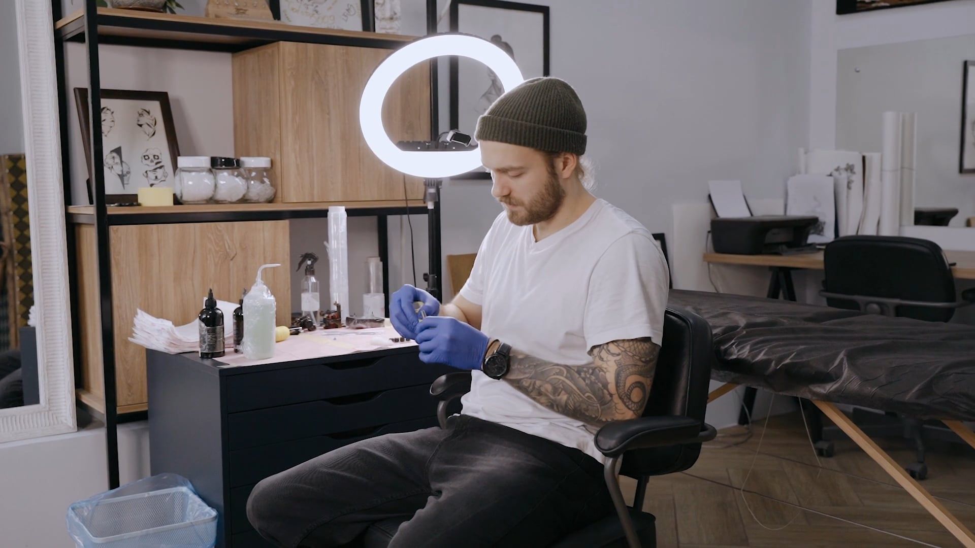 Piercing Studio video