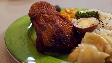 close up video of food