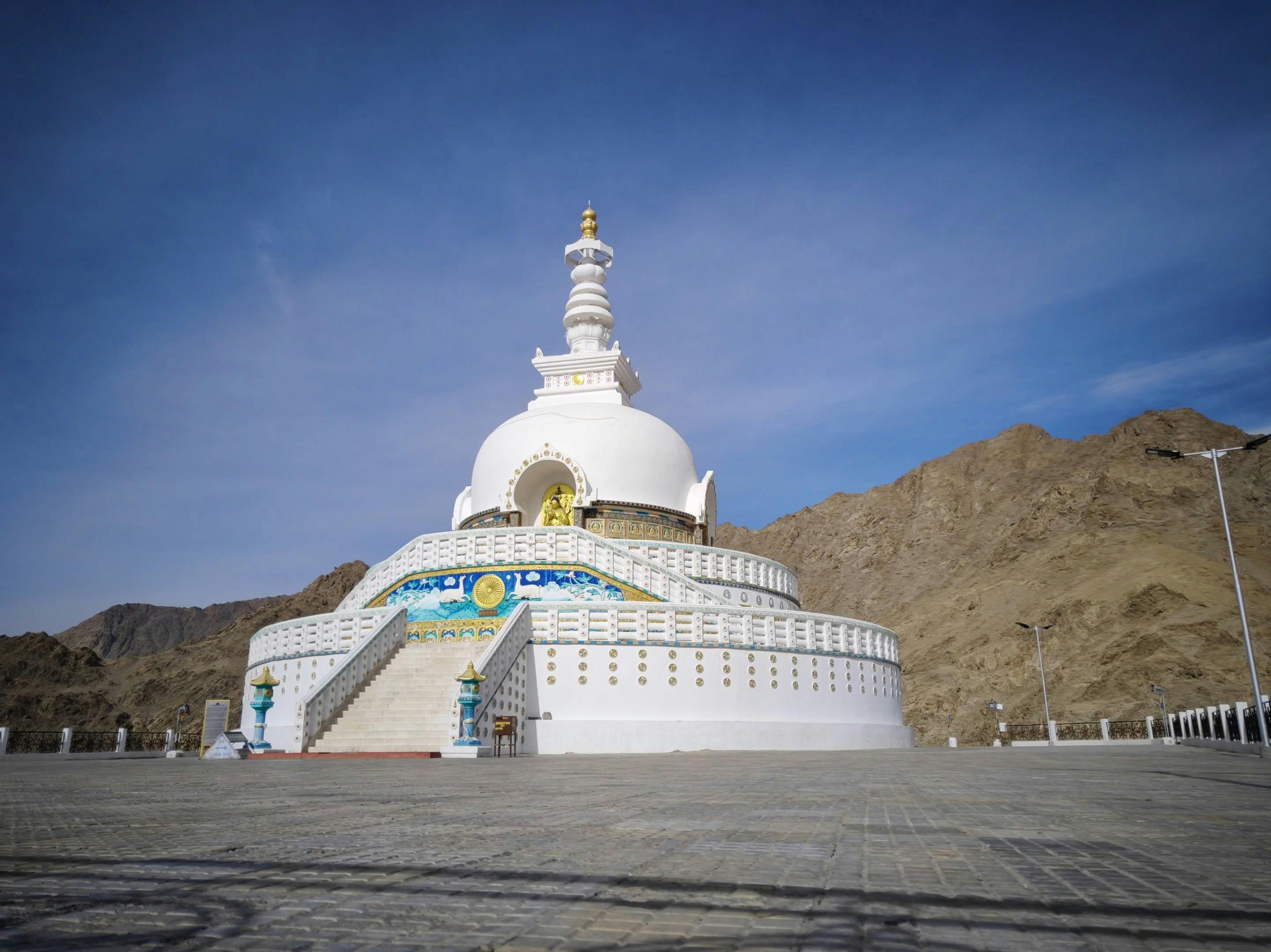 Time Lapse of Shanti Stupa, Ladakh · Free Stock Video