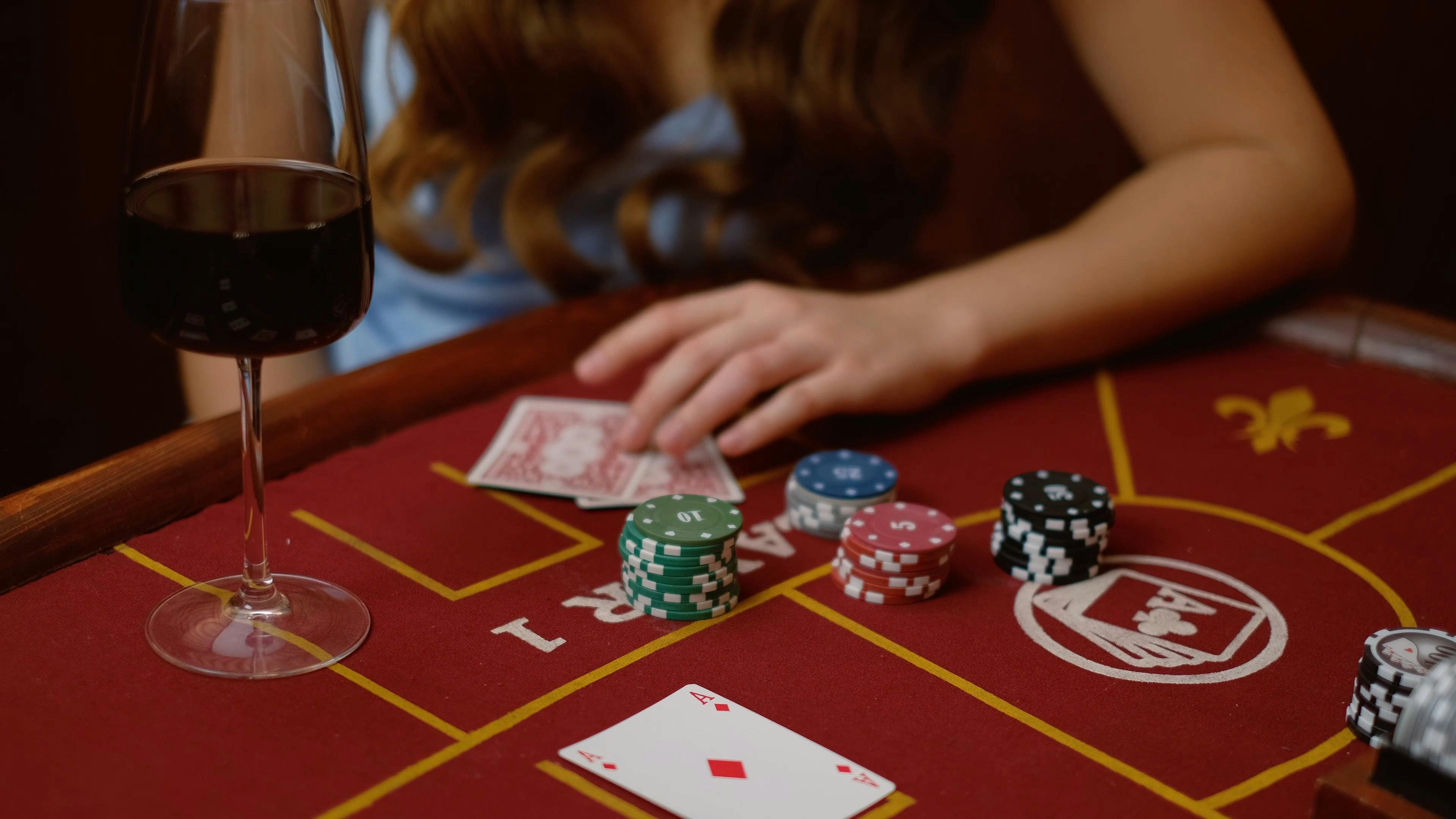 \u30ab\u30fc\u30c9, \u30ab\u30b8\u30ce, \u30ae\u30e3\u30f3\u30d6\u30e9\u30fc\u306e\u7121\u6599\u306e\u52d5\u753b\u7d20\u6750