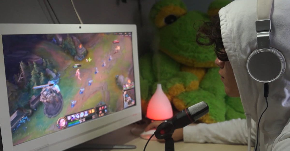 Guy Playing League of Legends · Free Stock Video