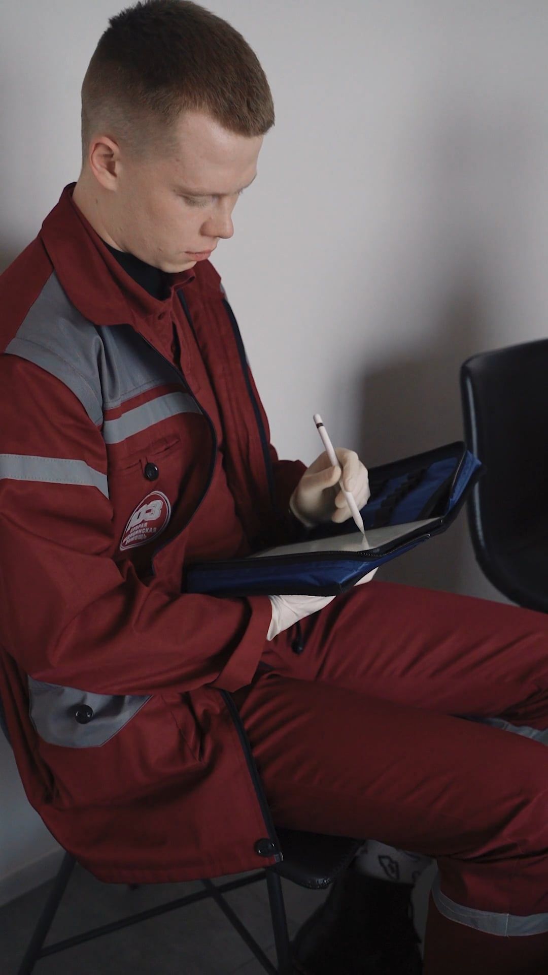 EMT Using An Ipad Free Stock Video Footage, Royalty-Free 4K & HD Video Clip