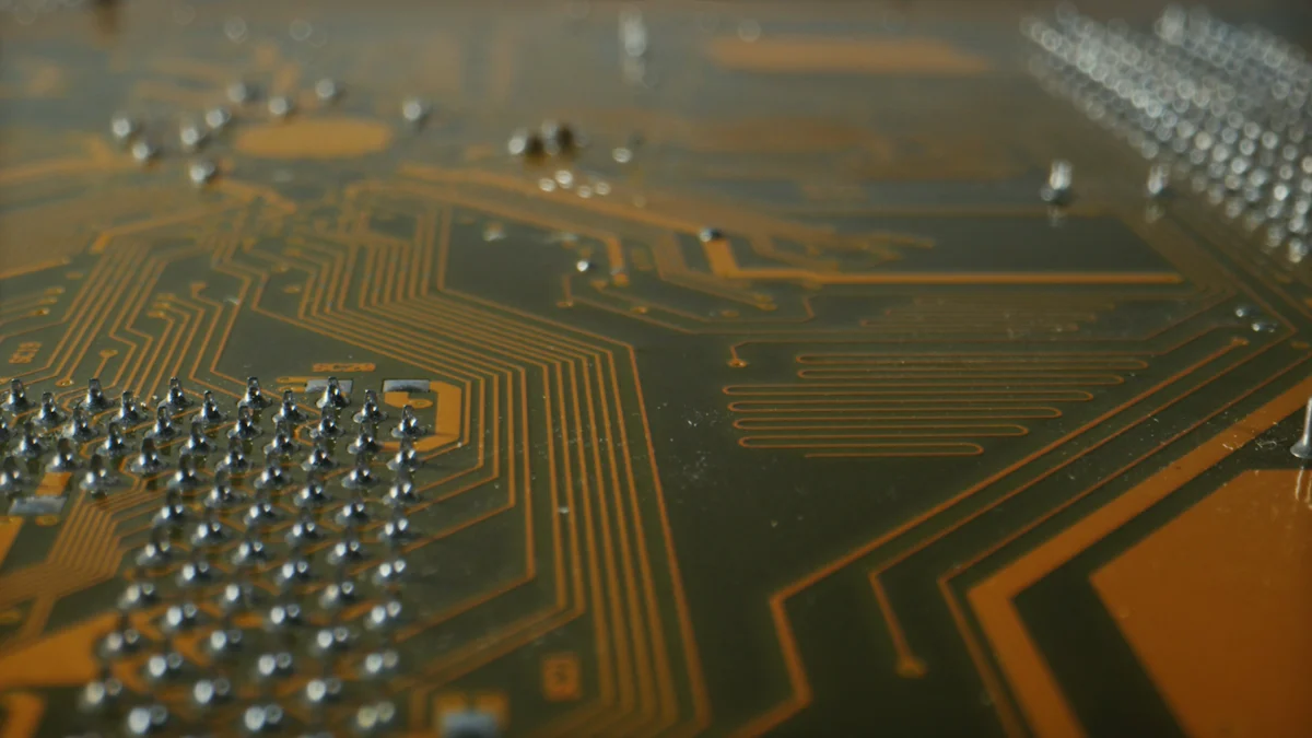 Характеристики и использование диодов TPD2E2U06QDBZRQ1