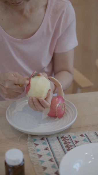 老人吃饭高清视频免费下载高清视频高清视频视频素材