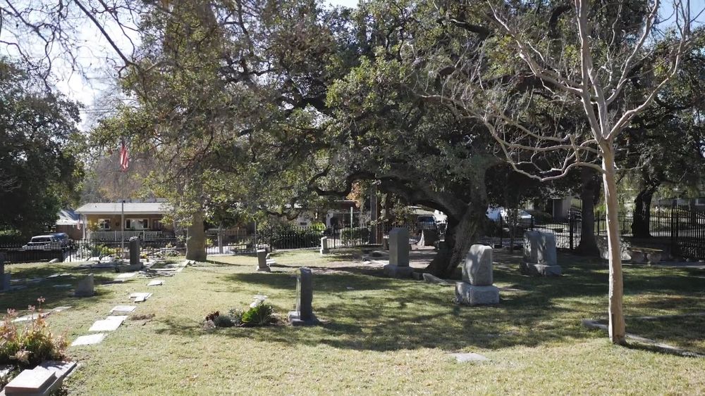 サットン・フー: 中世イングランドについてさらに詳しく明らかになった考古学遺跡