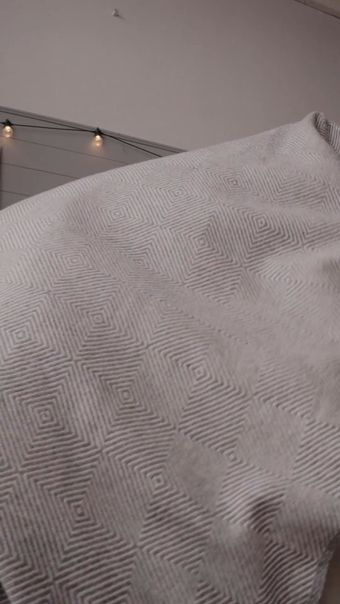 叠被子视频素材