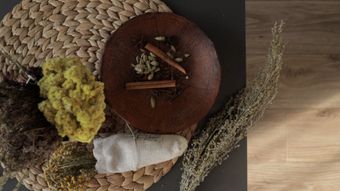 隔姜灸视频素材