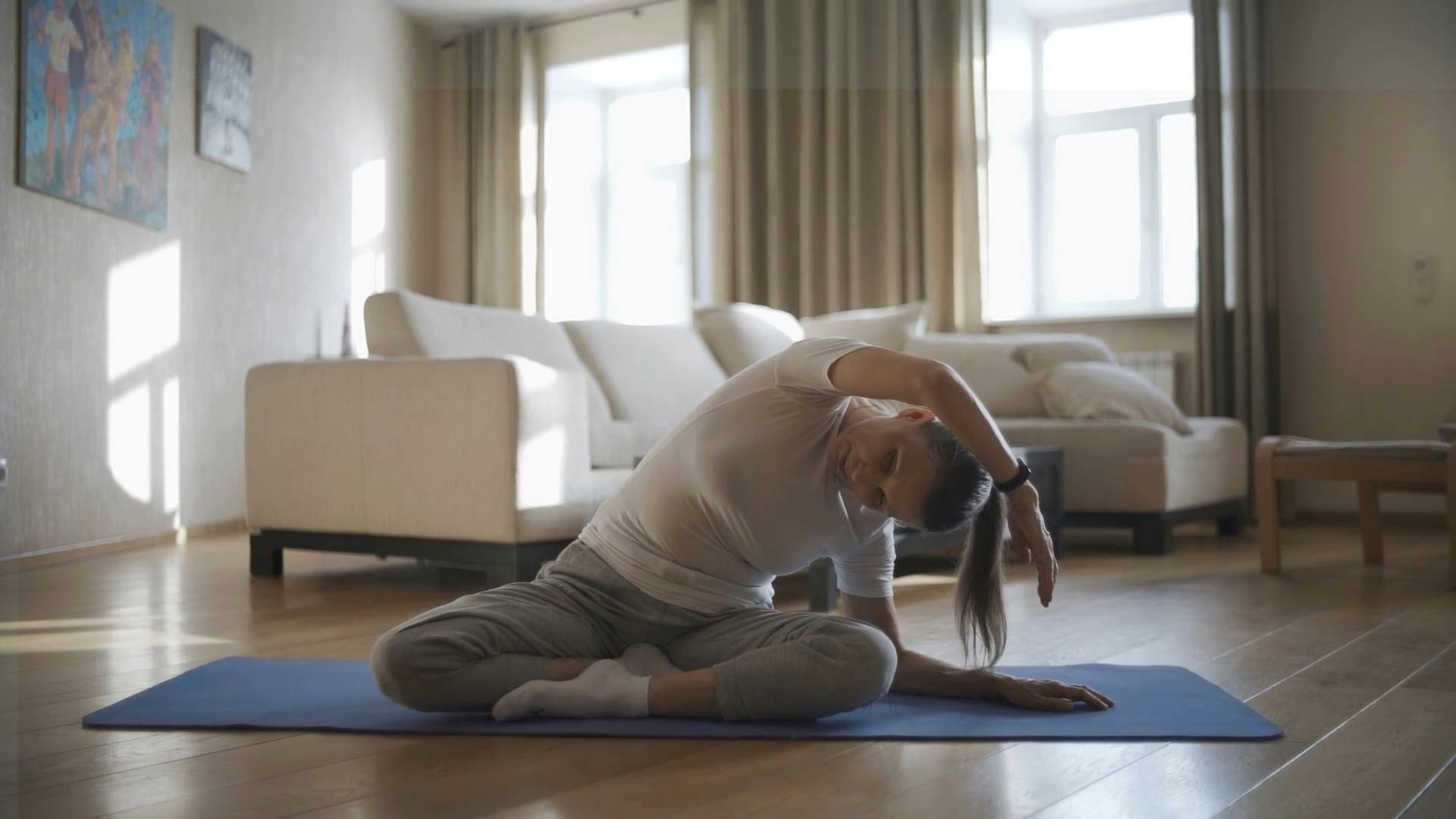 A Woman Doing Some Stretching · Free Stock Video